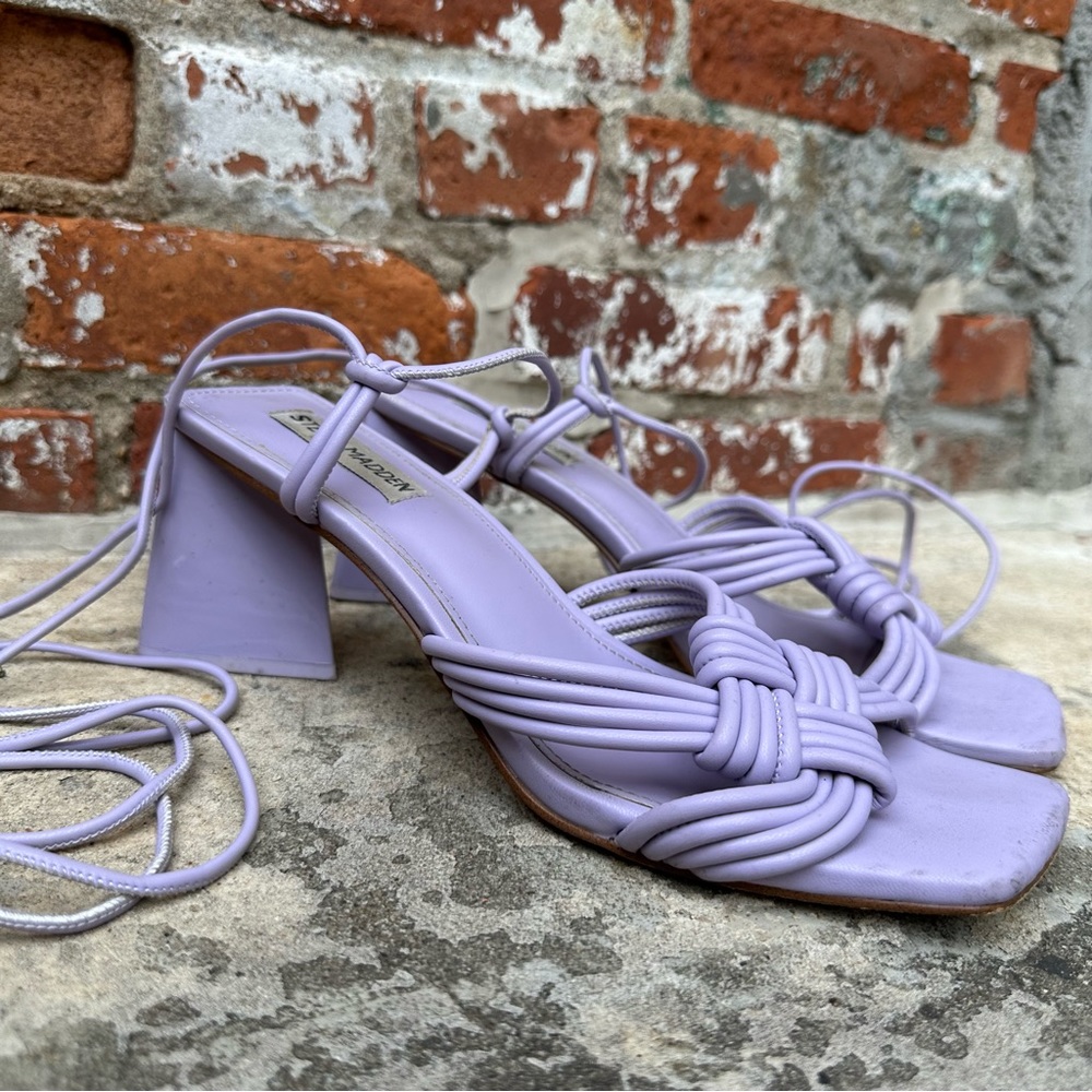 Steve Madden Miraya Sandal - Lavendar